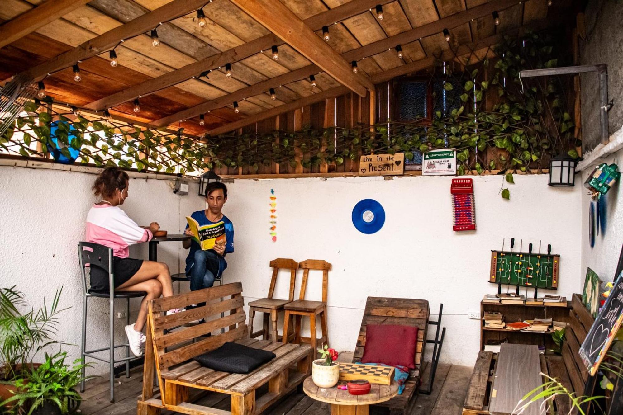 Casa Almarita - Hostal, Bar Y Restaurante Medellín Buitenkant foto